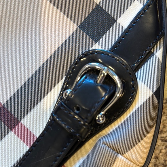 EUC Burberry Nova Shoulder Bag - Picture 7 of 16